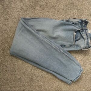 Women’s Light Blue Jeans
